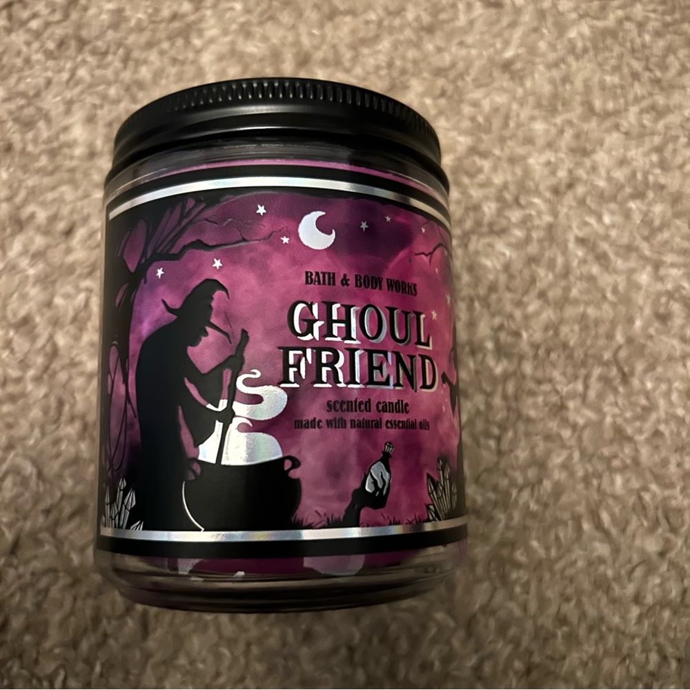 Bath & body works halloween candle